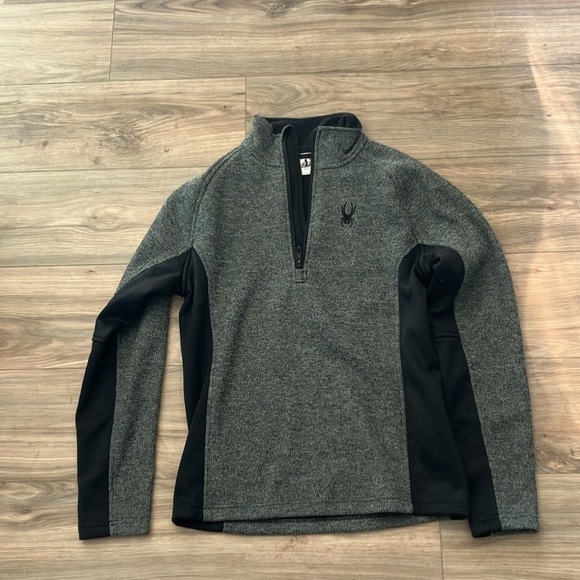 SPYDER BRAND ZIP UP TOP SIZE MEDIUM NWOT - Picture 2 of 2